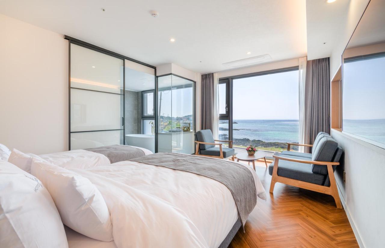 Hotel Mer Bleue Jeju Buitenkant foto