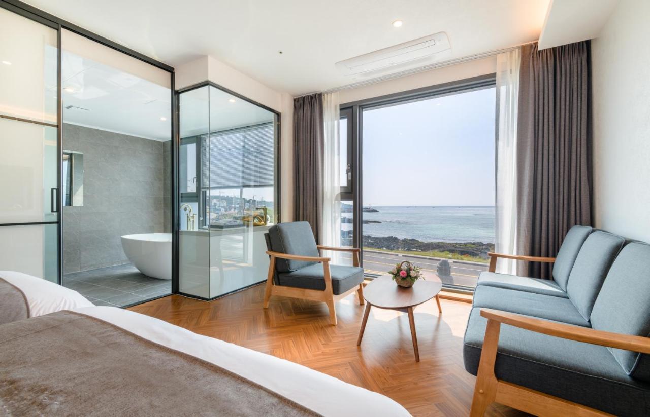 Hotel Mer Bleue Jeju Buitenkant foto
