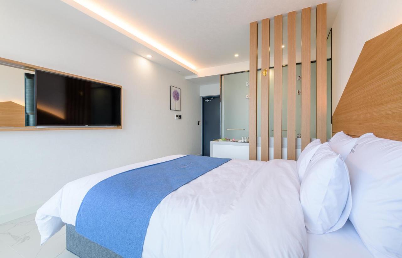 Hotel Mer Bleue Jeju Buitenkant foto