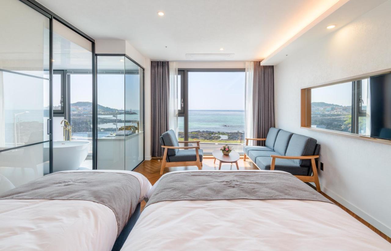Hotel Mer Bleue Jeju Buitenkant foto
